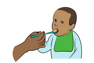 First feeding experience: Choose a plastic spoon, small and smooth-edged.