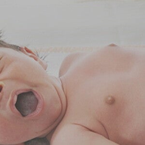 Bathing hacks: How to top and tail a newborn